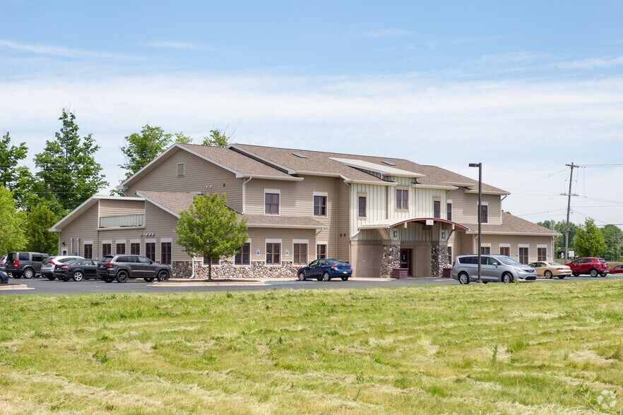 1195 Wilson Ave NW, Grand Rapids, MI à vendre - Photo principale – Image 3 sur 7