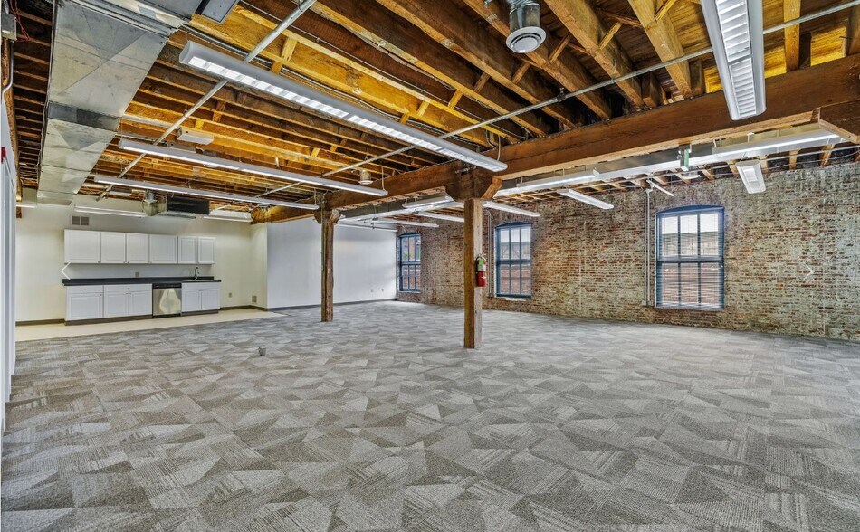 1407 Fleet St, Baltimore, MD à louer - Photo de l’immeuble – Image 2 sur 29