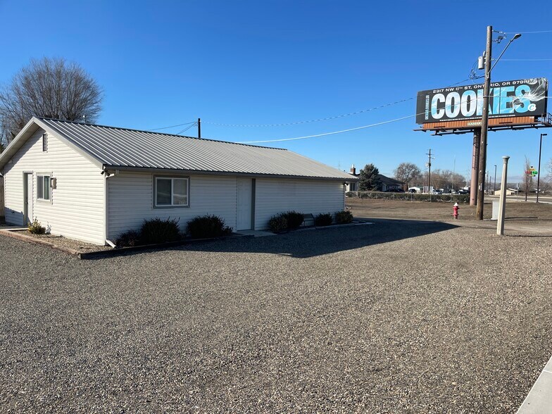 1715 N Oregon St, Ontario, OR à louer - Photo de l’immeuble – Image 2 sur 9