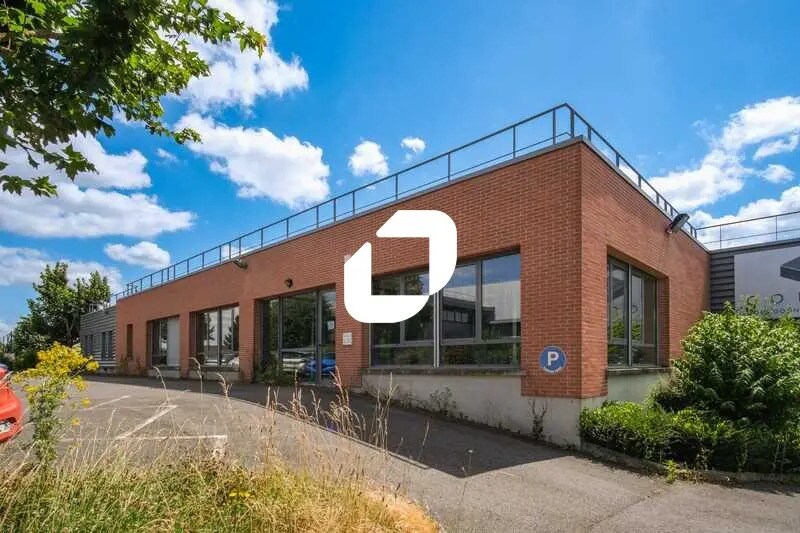 Bureau dans Le Mesnil-Amelot à louer Photo de l’immeuble– Image 1 sur 17