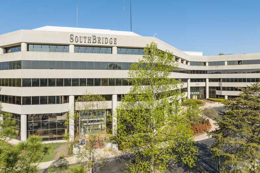 2000-2100 SouthBridge Pky, Birmingham, AL à louer - Photo de l’immeuble – Image 1 sur 25