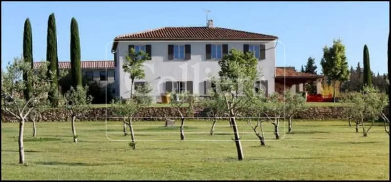 Route Des Pinchinats, Aix-en-Provence à louer - Photo de l’immeuble – Image 3 sur 21