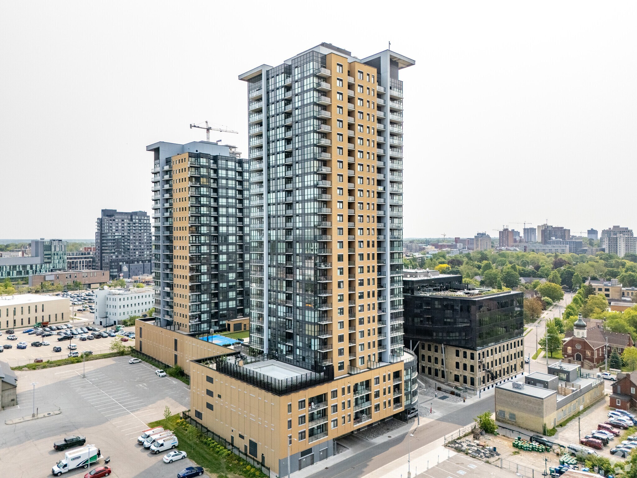108 Garment St, Kitchener, ON à vendre Photo principale– Image 1 sur 4