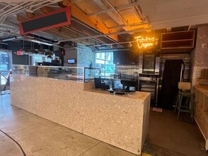 200 E Flagler St, Miami, FL à louer Photo intérieure– Image 1 sur 1