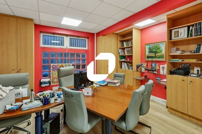 Bureau dans Levallois-Perret à vendre - Photo intérieure – Image 3 sur 14