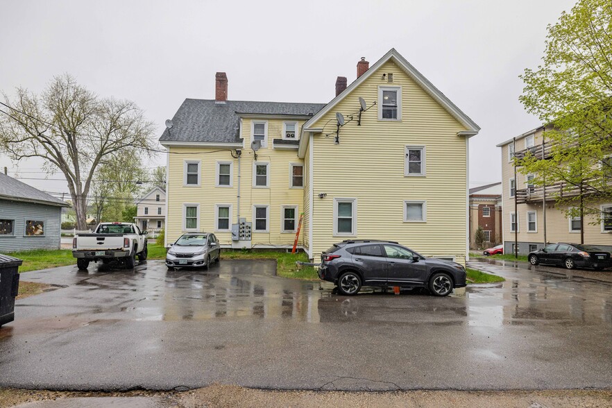 536 Main St, Farmington, NH à vendre - Photo de l’immeuble – Image 2 sur 8