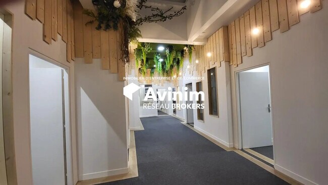 Plus de détails pour Bureau à louer