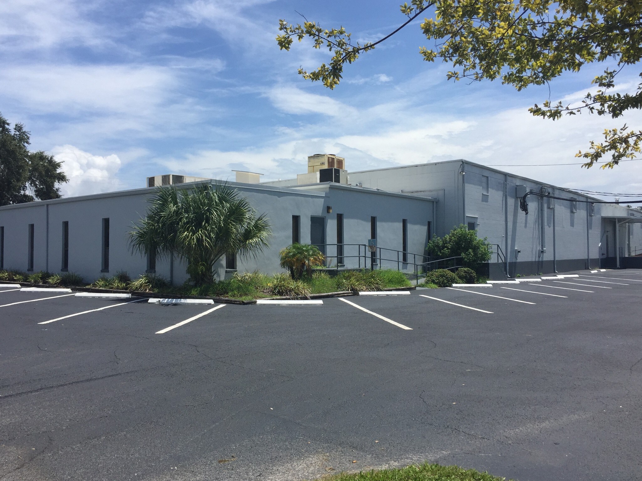 6932 S Manhattan Ave, Tampa, FL à louer Autre– Image 1 sur 22