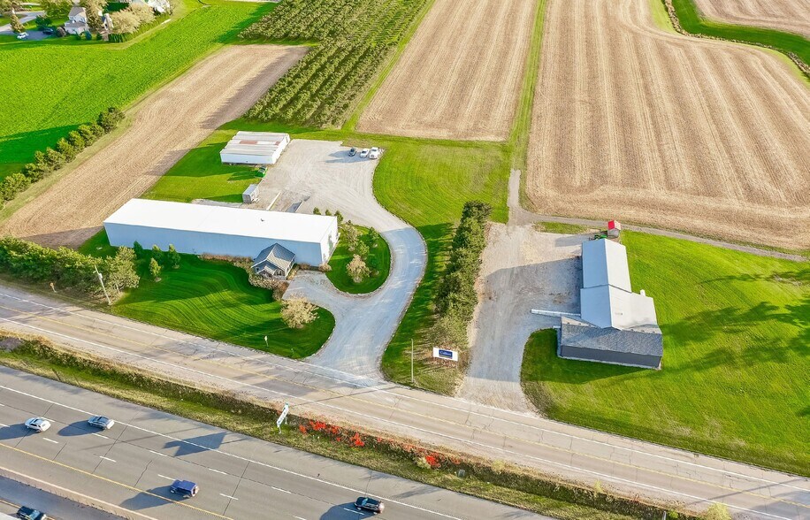 7,500 SF Modern Cold Storage Asset portefeuille de 2 biens à vendre sur LoopNet.fr - Photo principale – Image 1 sur 1