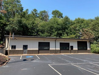 Plus de détails pour 2628 Gentry Memorial Hwy, Pickens, SC - Local d'activités à louer