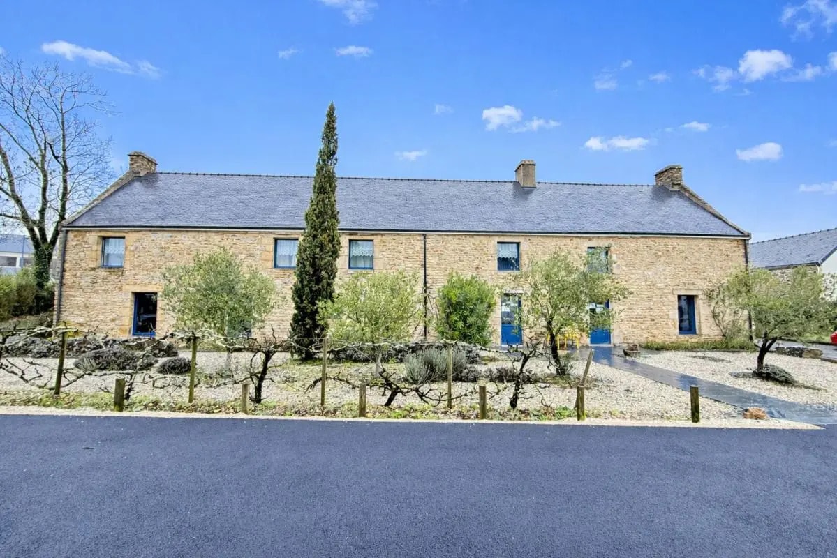 Bureau dans Theix-Noyalo à vendre Photo de l’immeuble– Image 1 sur 6