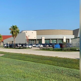 Plus de détails pour 13950 Schiller Rd, Houston, TX - Bureau/Local commercial à louer