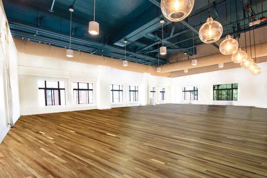 694 Manhattan Ave, Brooklyn, NY à louer - Photo intérieure – Image 2 sur 26