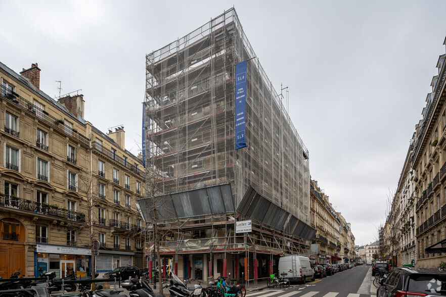 Local commercial dans Paris à louer - Photo principale – Image 1 sur 1