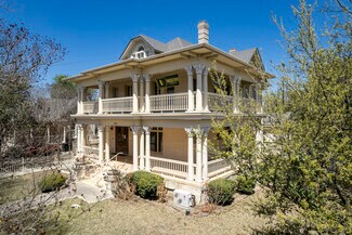 Plus de détails pour 225 E Locust St, San Antonio, TX - Bureau à louer