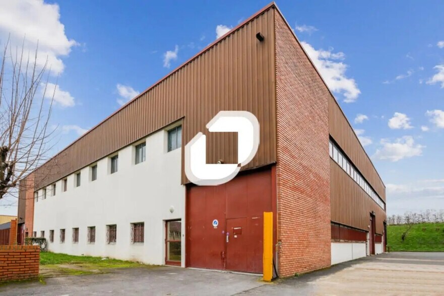 Bureau dans Noisy-le-Grand à louer - Photo de l’immeuble – Image 1 sur 14