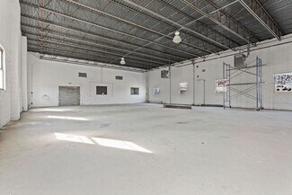 Plus de détails pour 166 25th St, Brooklyn, NY - Industriel/Logistique à louer