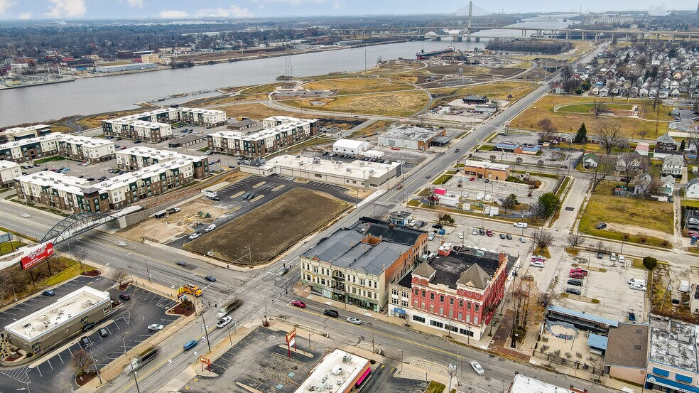 53 Main St, Toledo, OH à vendre - Photo de l’immeuble – Image 3 sur 6