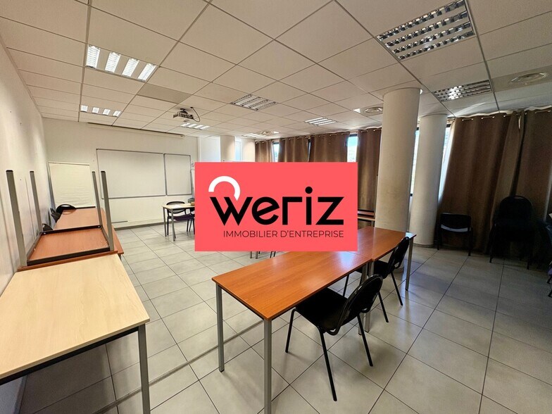 8 Route De La Sabliere, Marseille à louer - Photo de l’immeuble – Image 3 sur 3