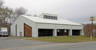 Plus de détails pour 7495 Old Hickory Dr, Mechanicsville, VA - Local d'activités à louer