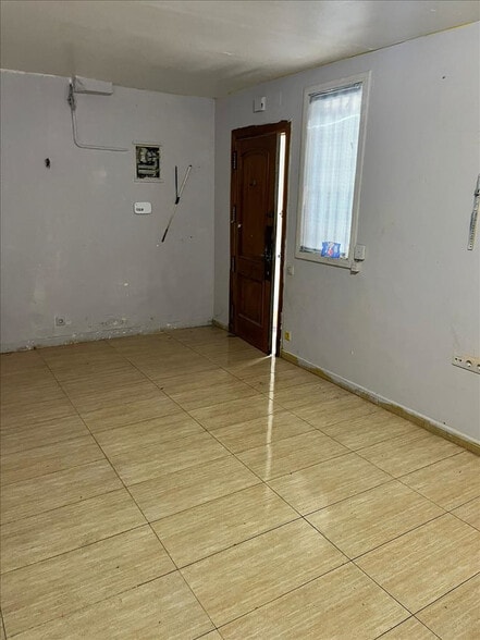 View Photo