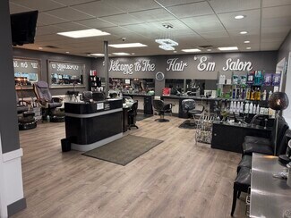 Plus de détails pour 624 S 92nd St, Milwaukee, WI - Local commercial à louer
