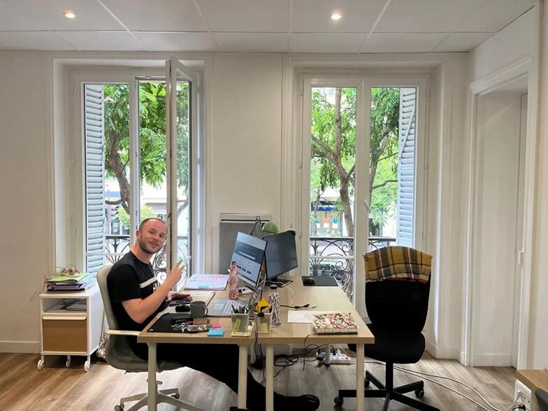 16 Avenue De La République, Paris à louer - Photo intérieure – Image 2 sur 8