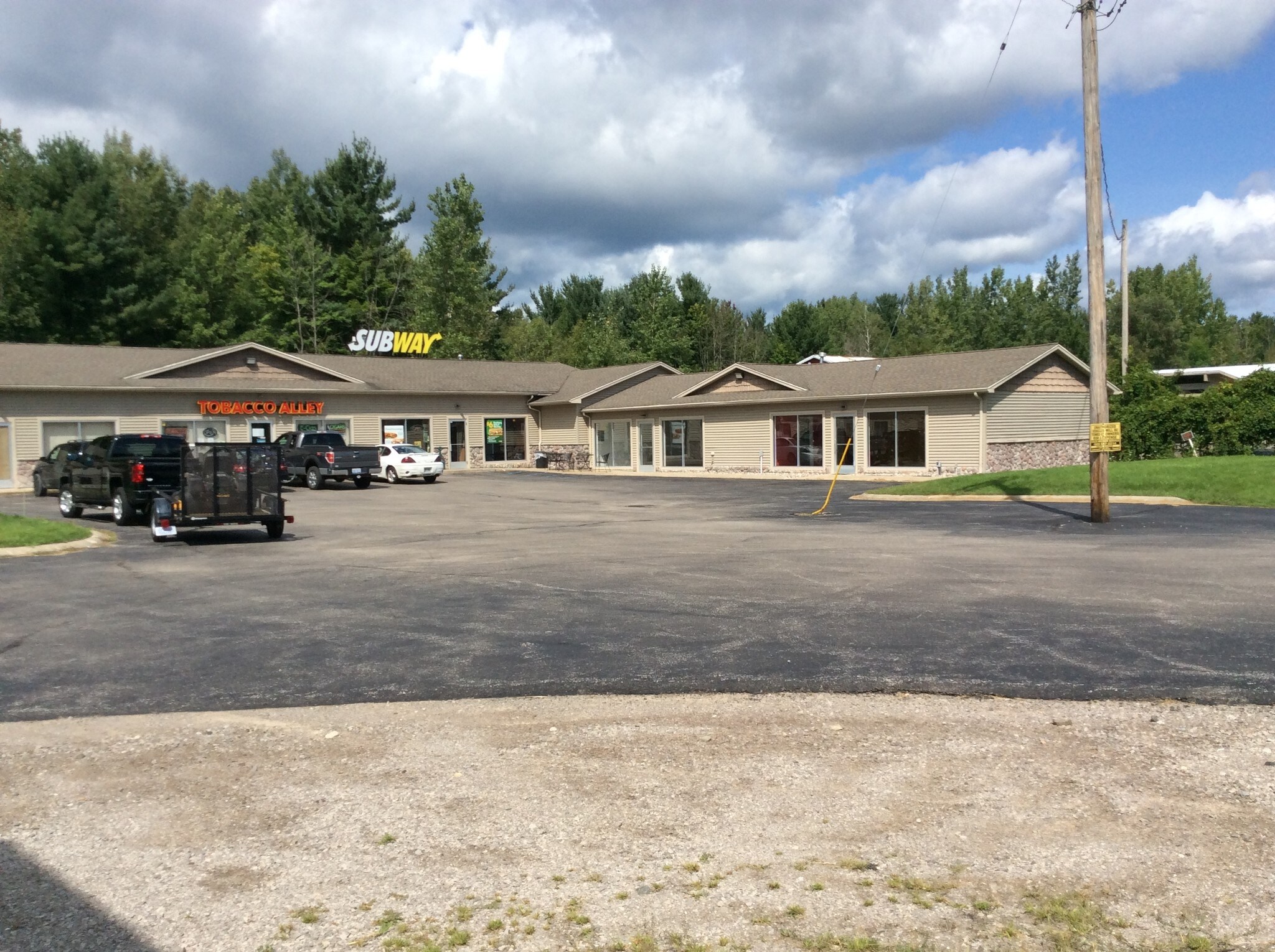 2655-2679 N Meridian Rd, Sanford, MI à vendre Photo principale– Image 1 sur 31