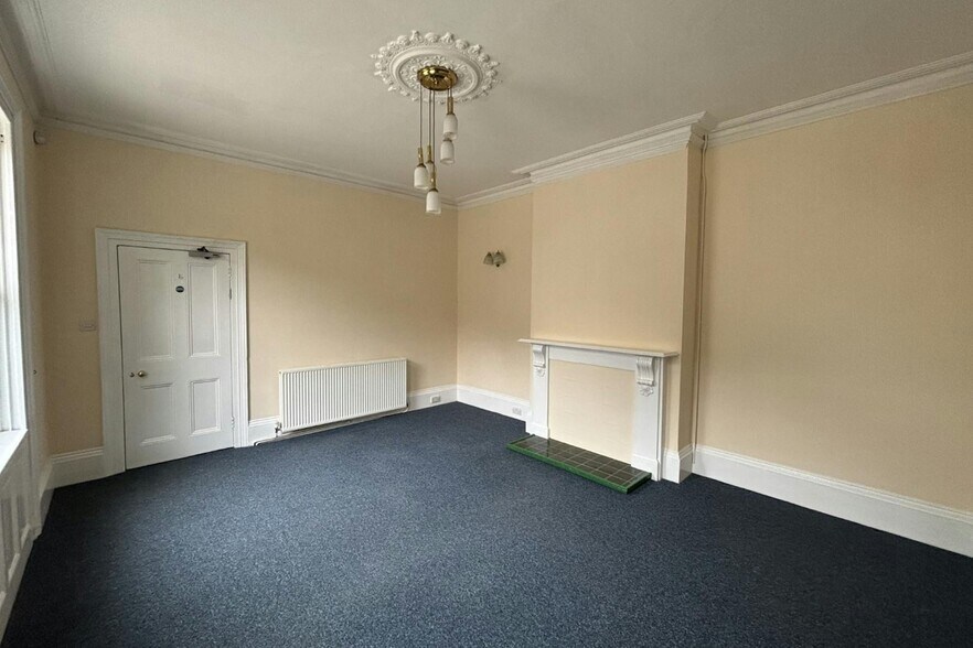 90 High St, Newmarket à louer - Photo intérieure – Image 3 sur 12