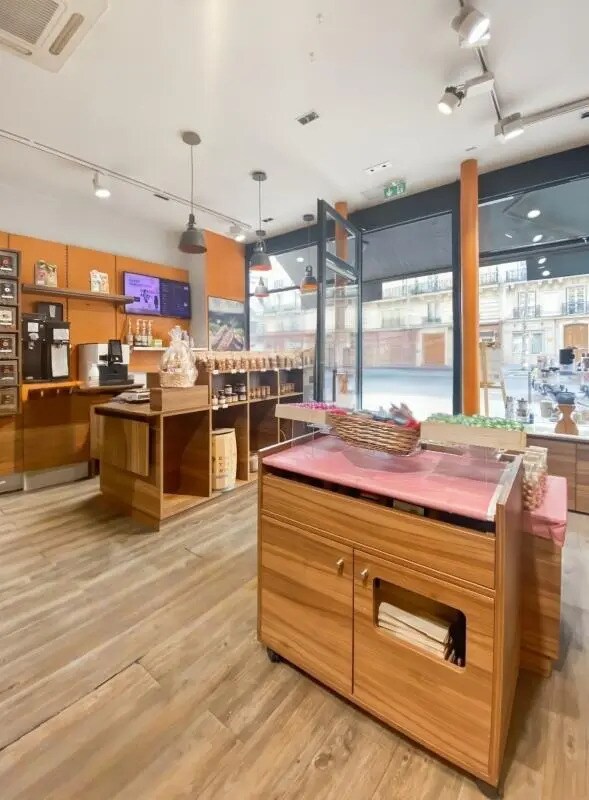 Plus de détails pour Local commercial à louer