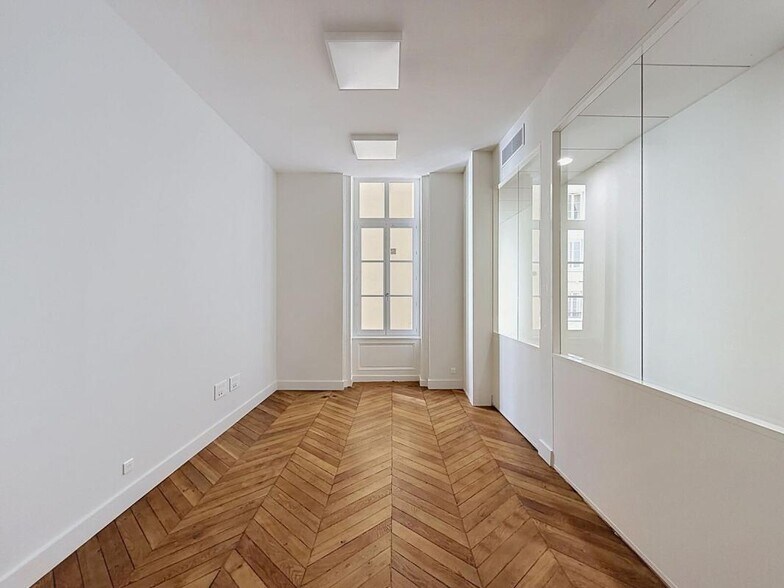 7 Rue Boissac, Lyon à louer - Photo intérieure – Image 3 sur 15