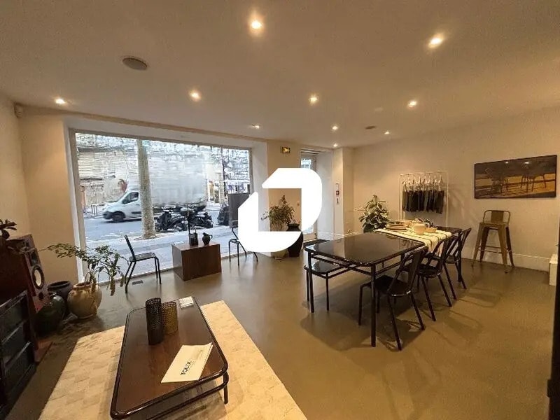 198 Boulevard Saint-Germain, Paris à vendre Photo intérieure– Image 1 sur 6