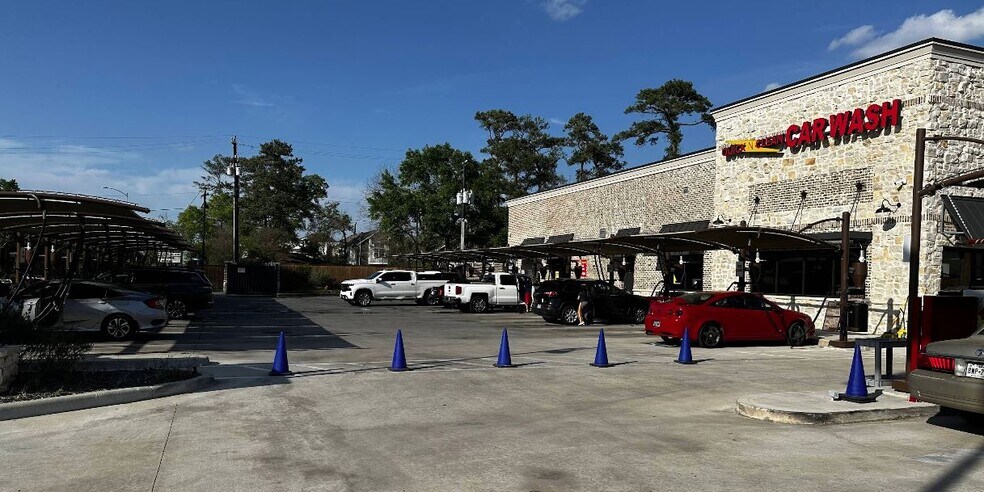 1522 Wirt Rd, Houston, TX à vendre - Photo de l’immeuble – Image 2 sur 3
