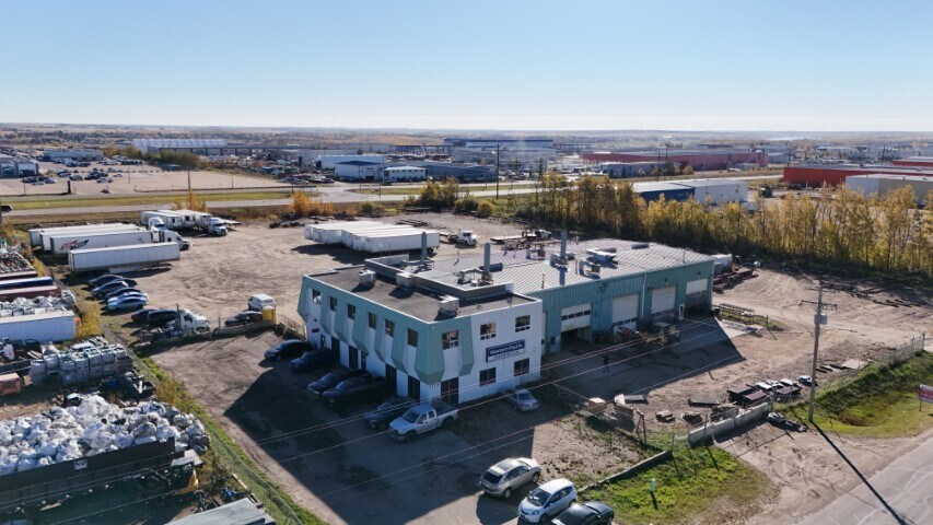 1703 8th St, Nisku, AB à louer - Photo de l’immeuble – Image 2 sur 9