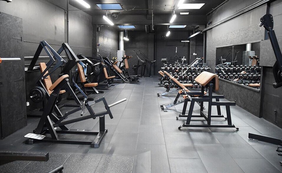 96-98 High St, Annan à vendre - Photo de l’immeuble – Image 3 sur 16