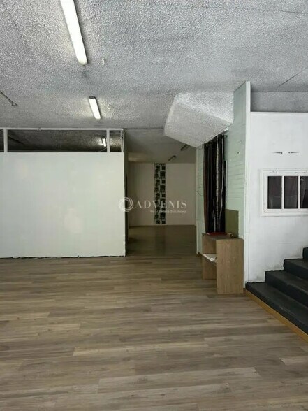 Local commercial dans Lézignan-Corbières à louer - Photo de l’immeuble – Image 3 sur 4