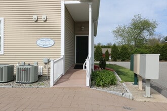 46 Plains Rd, Essex, CT à louer Photo de l’immeuble– Image 2 sur 10