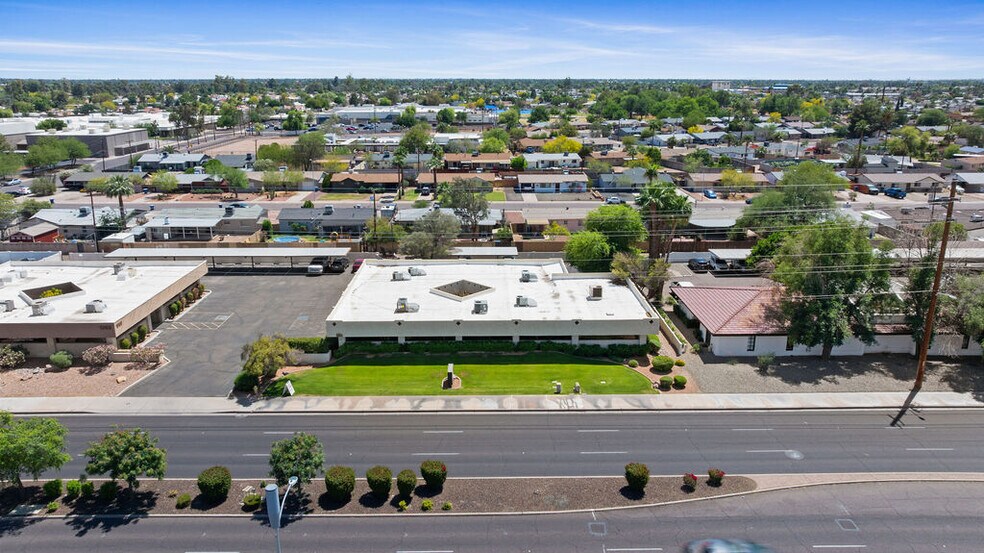 1955 E Broadway Rd, Tempe, AZ à vendre - Photo de l’immeuble – Image 2 sur 9