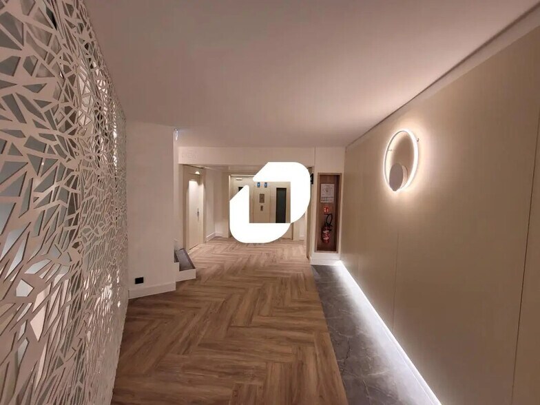 82 Avenue Marceau, Paris à louer - Hall d’entrée – Image 2 sur 14