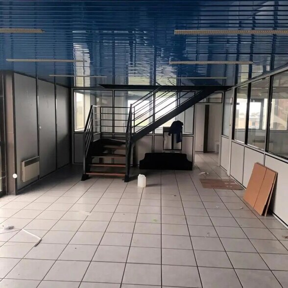 Local d'activités dans Woincourt à vendre - Photo intérieure – Image 3 sur 8