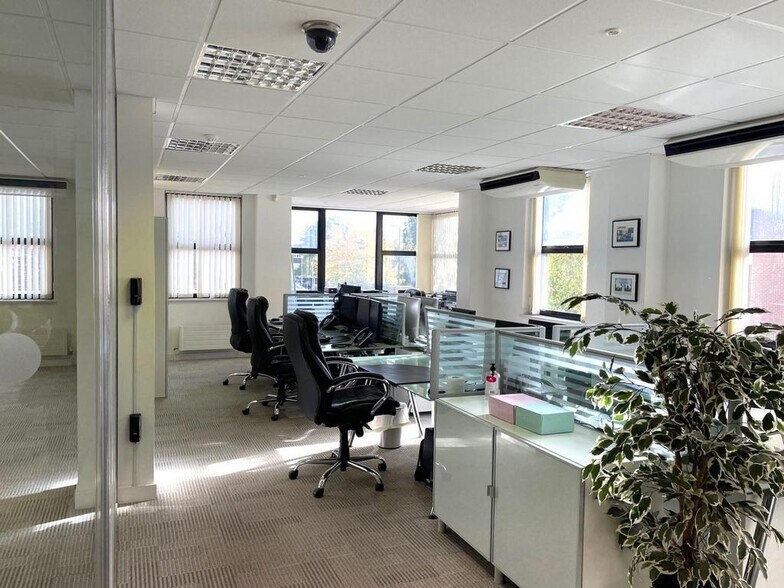 Station Rd, Henley On Thames à louer - Photo intérieure – Image 2 sur 6