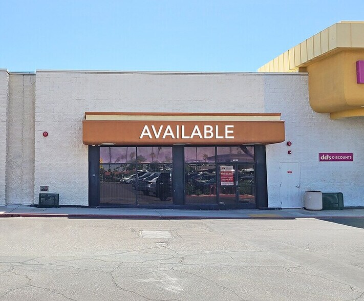 82126-82158 Hwy 111, Indio, CA à louer - Photo de l’immeuble – Image 3 sur 4