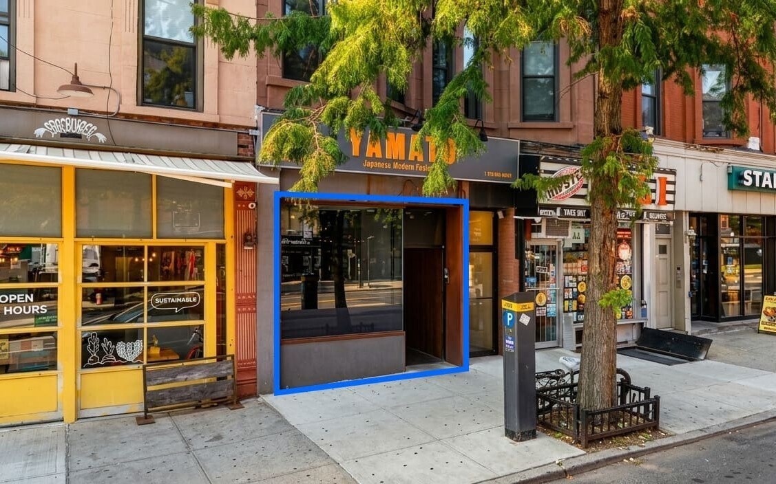 168 7th Ave, Brooklyn, NY à louer Photo de l’immeuble– Image 1 sur 9