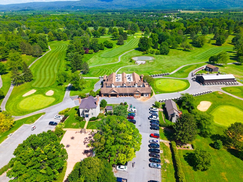 134 Golf Club Cir, Front Royal, VA à vendre - Aérien – Image 2 sur 14