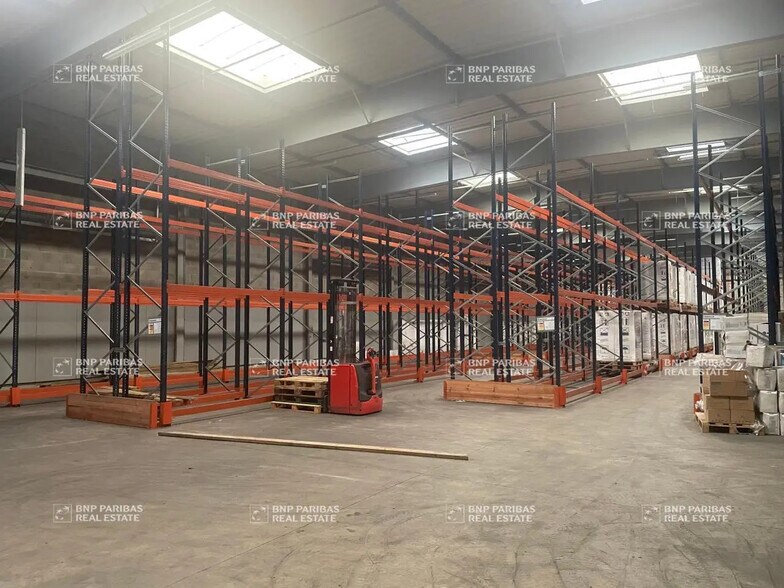 Local d’activités dans Olivet à louer - Photo intérieure – Image 3 sur 15