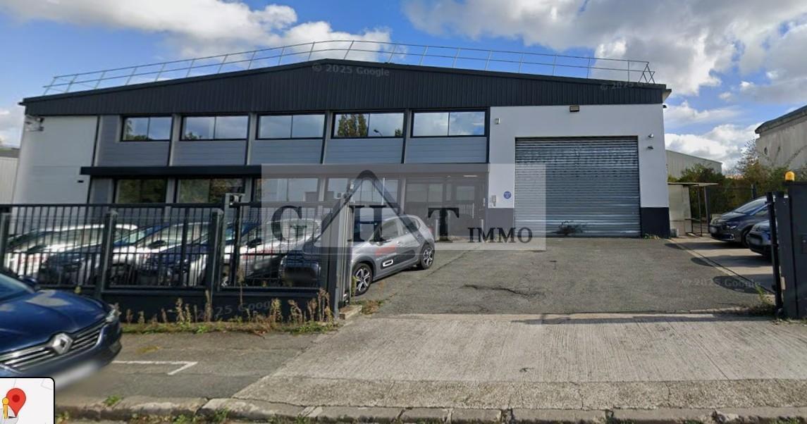 Industriel/Logistique dans Morangis à louer Photo de l’immeuble– Image 1 sur 3
