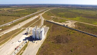 Plus de détails pour 9377 CR 128, Floresville, TX - Terrain à vendre