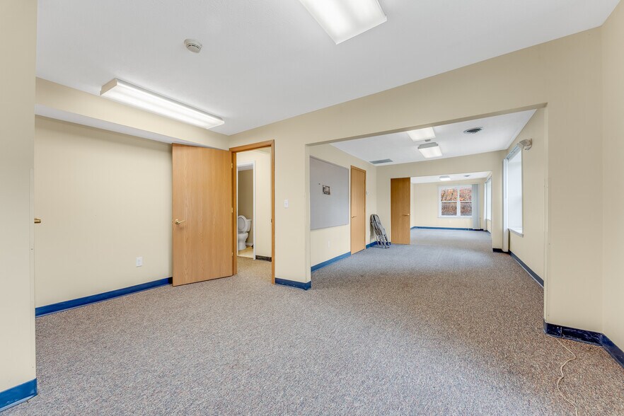 3085 Earl L Core rd, Morgantown, WV à vendre - Photo de l’immeuble – Image 3 sur 21