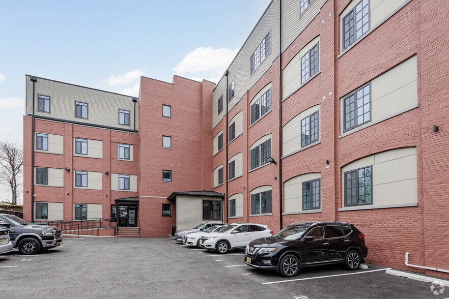526-532 Mulberry St, Newark, NJ à vendre - Photo de l’immeuble – Image 3 sur 4