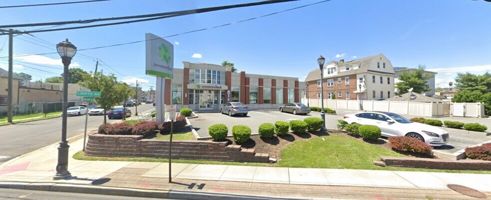 1304 Liberty Ave, Hillside, NJ à vendre - Photo de l’immeuble – Image 1 sur 2